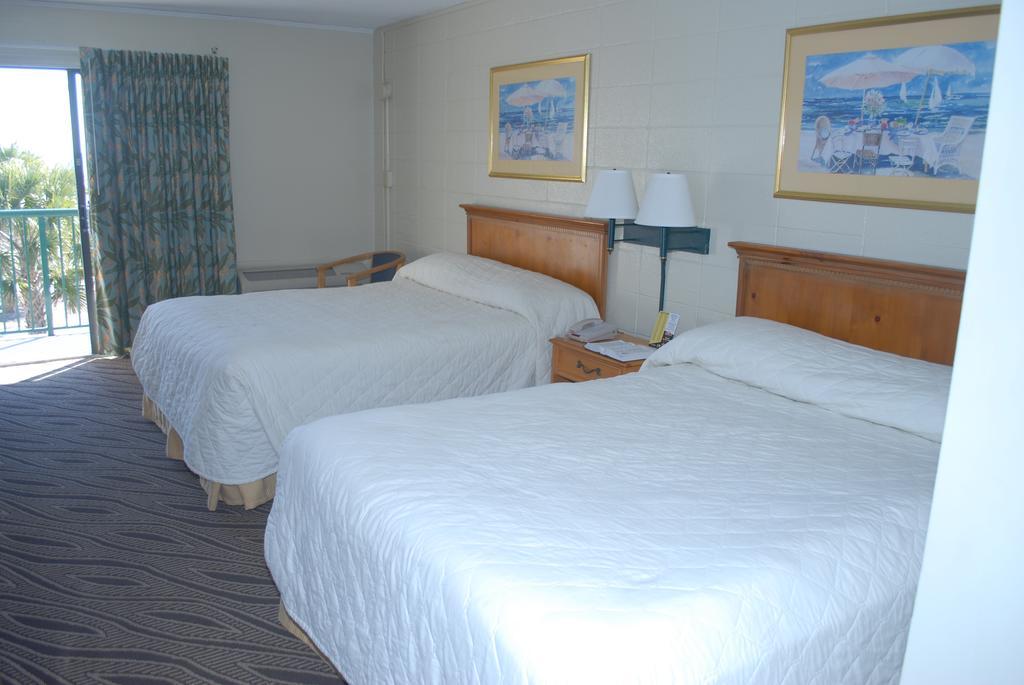 Admiral Motor Inn Миртъл Бийч Екстериор снимка