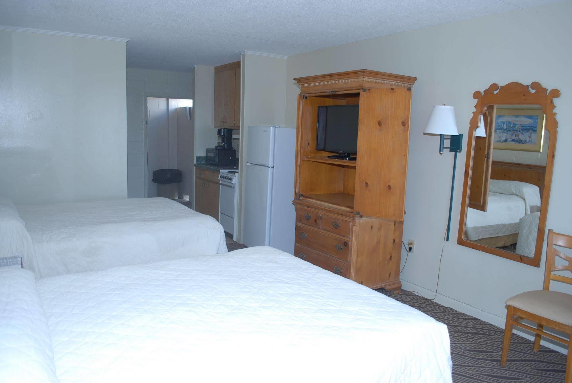 Admiral Motor Inn Миртъл Бийч Екстериор снимка